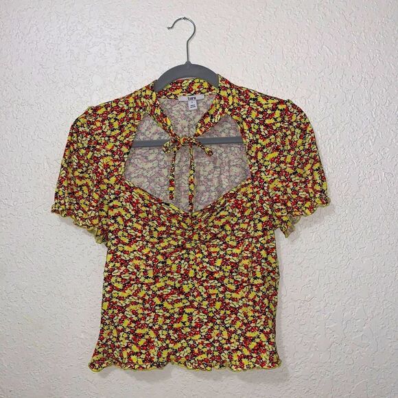 Bar III Tops - Bar III  blouse floral size large